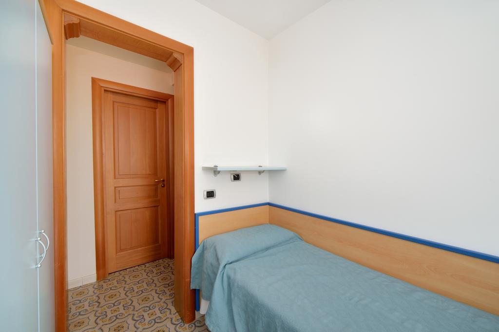 La Capannina Bed & Breakfast Прочида Стая снимка